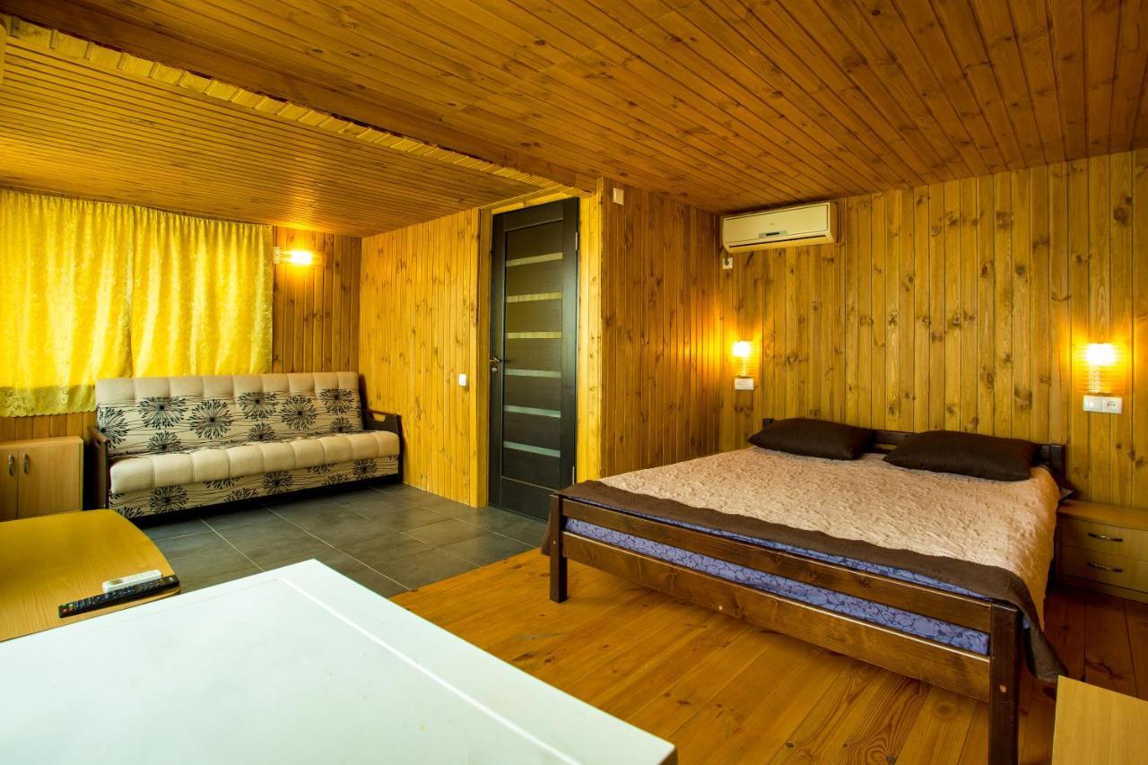 Hotel Б/О Pina Colada Otschakiw Exterior foto